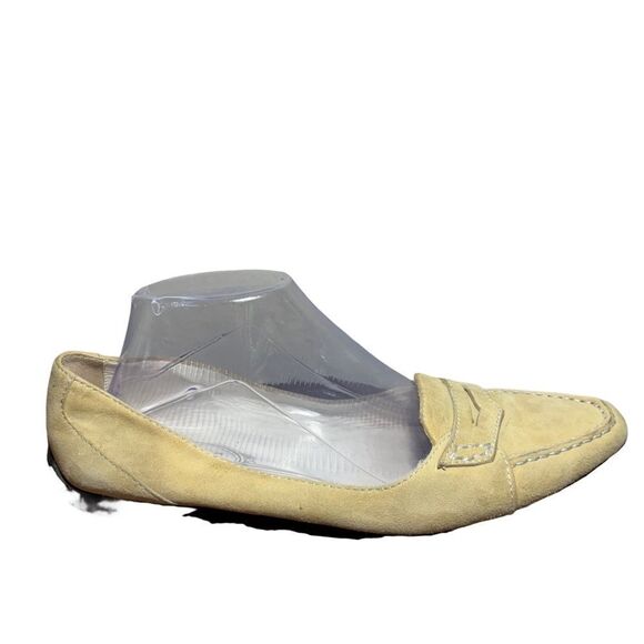 Tod's Shoes - Women’s Tods flats size 9.5 tan